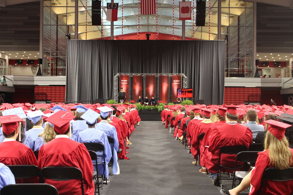 NCStateEngr's tweet photo. Students can register now for Recognition of Graduates, an event at which the entire college comes together to celebrate our students' transition to the professional world.

📅 May 6
📍 Reynolds Coliseum
⏰ 4 p.m.
🖊️ Register by April 17 at https://t.co/KNeTfZveQP https://t.co/n676n9RaAr