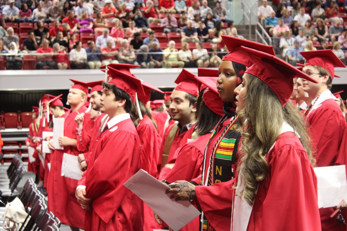 NCStateEngr's tweet photo. Students can register now for Recognition of Graduates, an event at which the entire college comes together to celebrate our students' transition to the professional world.

📅 May 6
📍 Reynolds Coliseum
⏰ 4 p.m.
🖊️ Register by April 17 at https://t.co/KNeTfZveQP https://t.co/n676n9RaAr