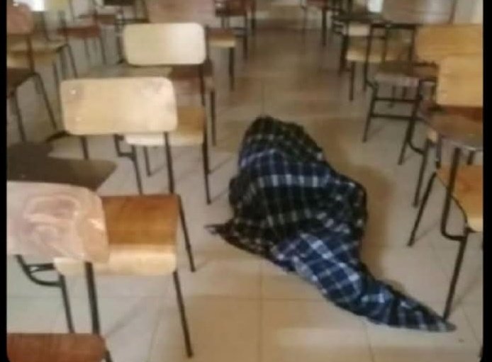 RunningOnDATA's tweet photo. First year atathani ati huyu ame extendia shule asome apite https://t.co/nKSi8XxoXY