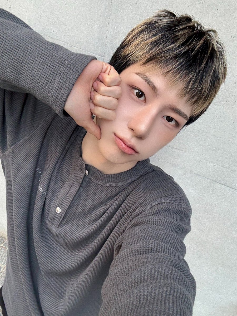 DIGNITY_members's tweet image. 오늘도 빠짐없이 사랑해♡

#LUKE #루크 #DIGNITY #디그니티
#SLIPSHOT #POINT_BLANK