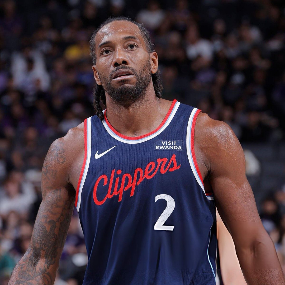 herseynba's tweet photo. 🚨 BU MAÇ KAÇMAZ!

Curry. Kawhi. 
Bu maç klasikler arasına girmeye aday:

🆚 Clippers vs Golden State 
⏰ 05.00
💥 Kaybeden elenir. Kazanan, sekizinci sıra için Phoenix ile savaşır.

KİM KAZANIR? 👀 https://t.co/zGAkvRgg8G