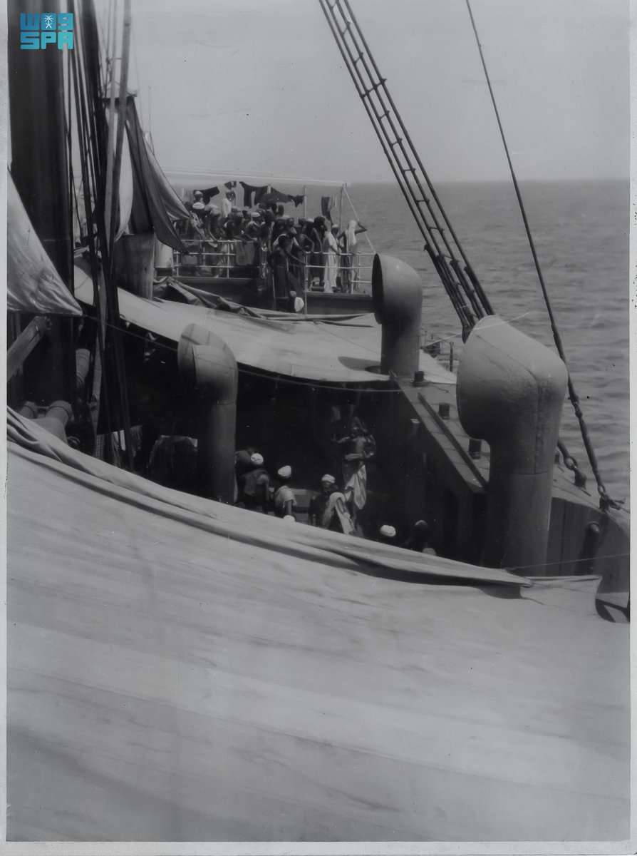 مكتبة الملك عبدالعزيز العامة تبرز ميناء جدة الإسلامي تاريخيا عبر صور التقطت بين عامي 1936- 1947.
spa.gov.sa/N2560452
#واس