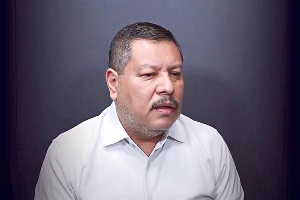 Carlos Domínguez tweet media