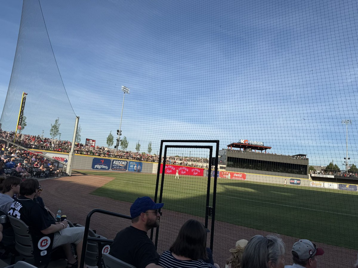 SportTalkDwat's tweet image. Sights of opening night for the @ChattLookouts at Erlanger Park!

#chattanooga #lookouts #erlanger #MiLb