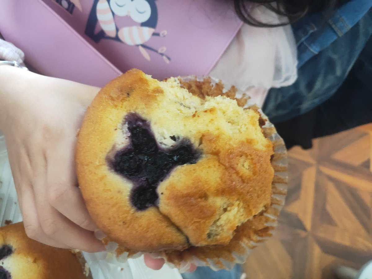 itslowgan tweet media