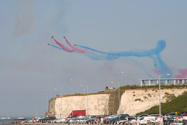 CommunityAd's tweet image. Margate through the years… from the 2000s to today
From Dreamland closing to its comeback, from empty high streets to a creative revival, Margate has been through a lot
This CommunityAd exclusive takes you on a journey through real moments
communityad.co.uk/exclusives/mar…
#Margate #Kent