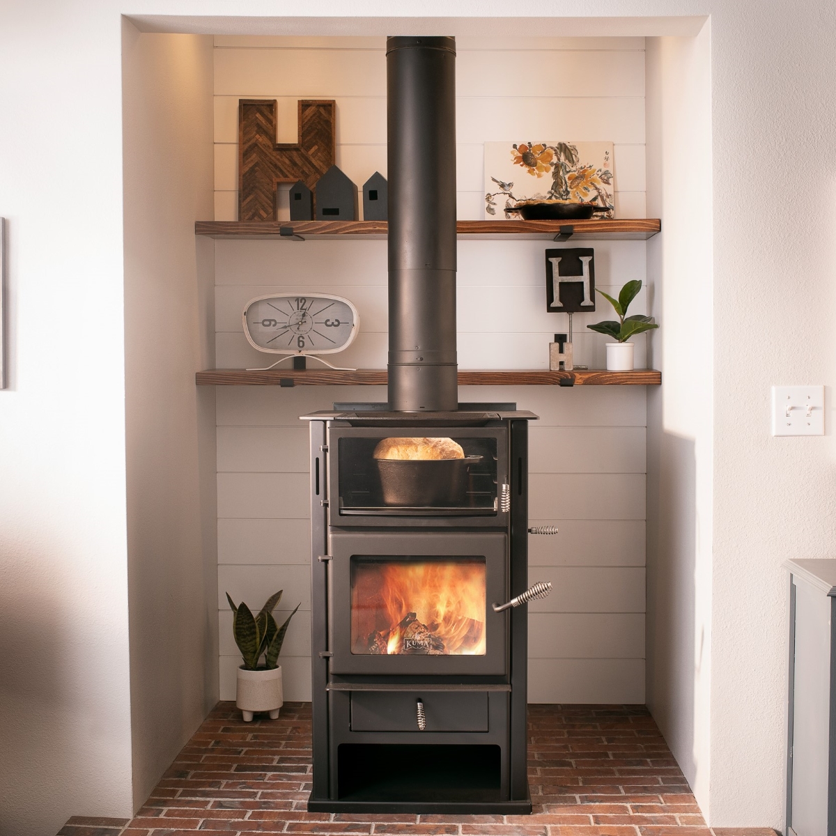 blueridgechim's tweet image. 🔥 Big news! We’ve added four new premium wood stove lines: Jøtul • Vermont Castings • Kuma • Stuv
Classic American, Norwegian craftsmanship, modern European &amp;amp; innovative cookstoves — now in stock!
Call us to learn more. 540.217.2030
#WoodStoves #HomeHeating #ShenandoahValley