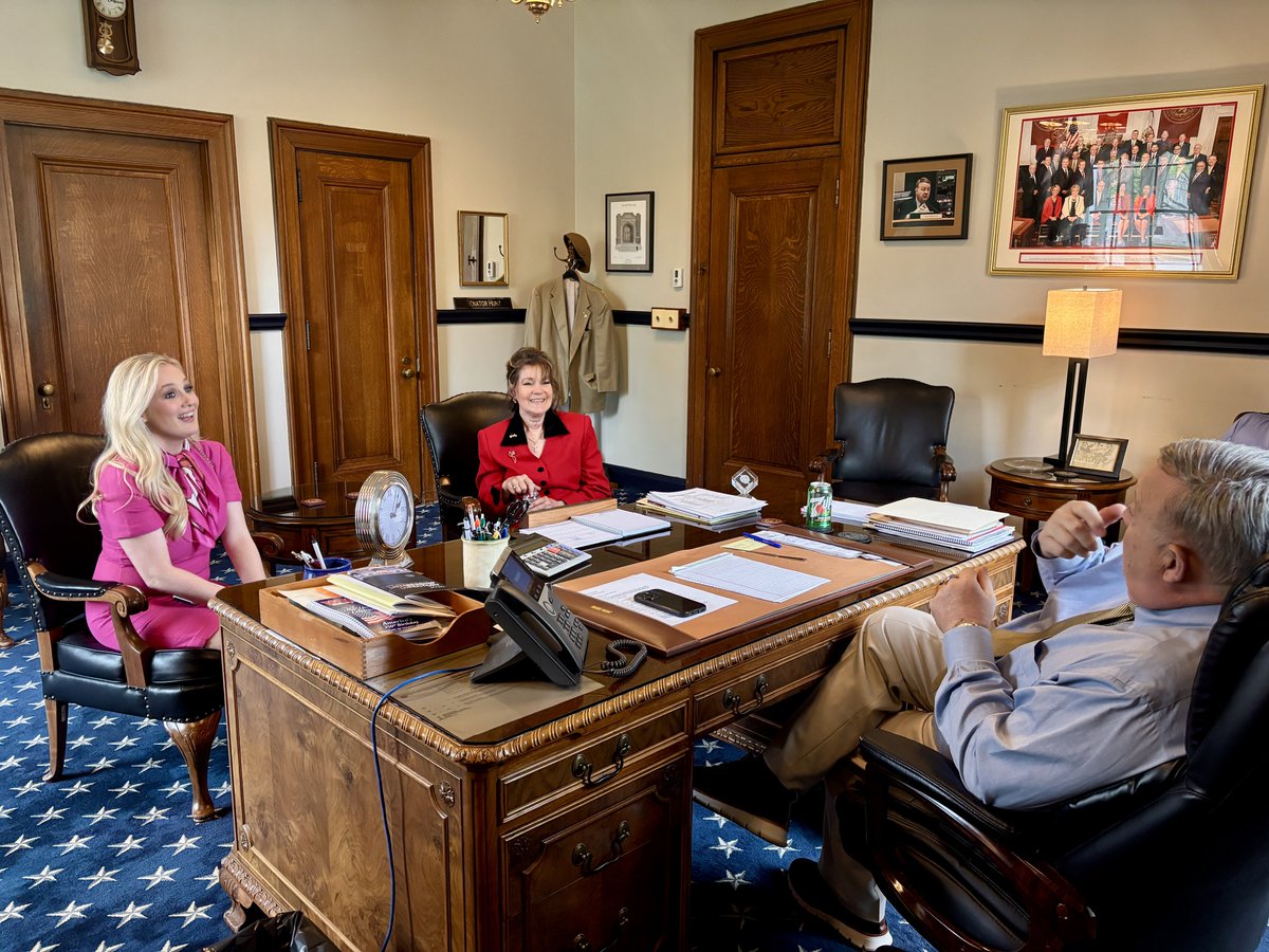 Auditor Mark A. Hunt tweet media