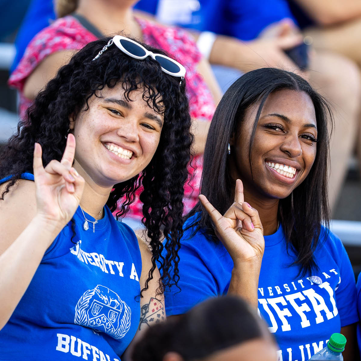 ubalumni's tweet image. 🚨 Rise and shine, #UBuffalo! It’s time for the #UBGivingDay Big Ditch Brewing Company Power Hour! Make your gift between 9-10 a.m. EST and score some UB and Big Ditch swag.