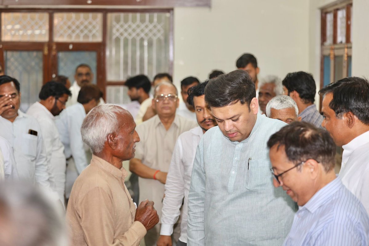 RajveersinghUP's tweet photo. इस अवसर पर अतरौली के लोकप्रिय विधायक एवं उत्तर प्रदेश सरकार में मंत्री श्री संदीप सिंह जी की गरिमामयी उपस्थिति भी रही।
बाबा साहेब के आदर्शों को आत्मसात करते हुए सामाजिक समरसता, समानता एवं महिला सशक्तिकरण के संकल्प को और अधिक दृढ़ करने का अवसर मिला।
#Atrauli https://t.co/jM6NOf8DJD