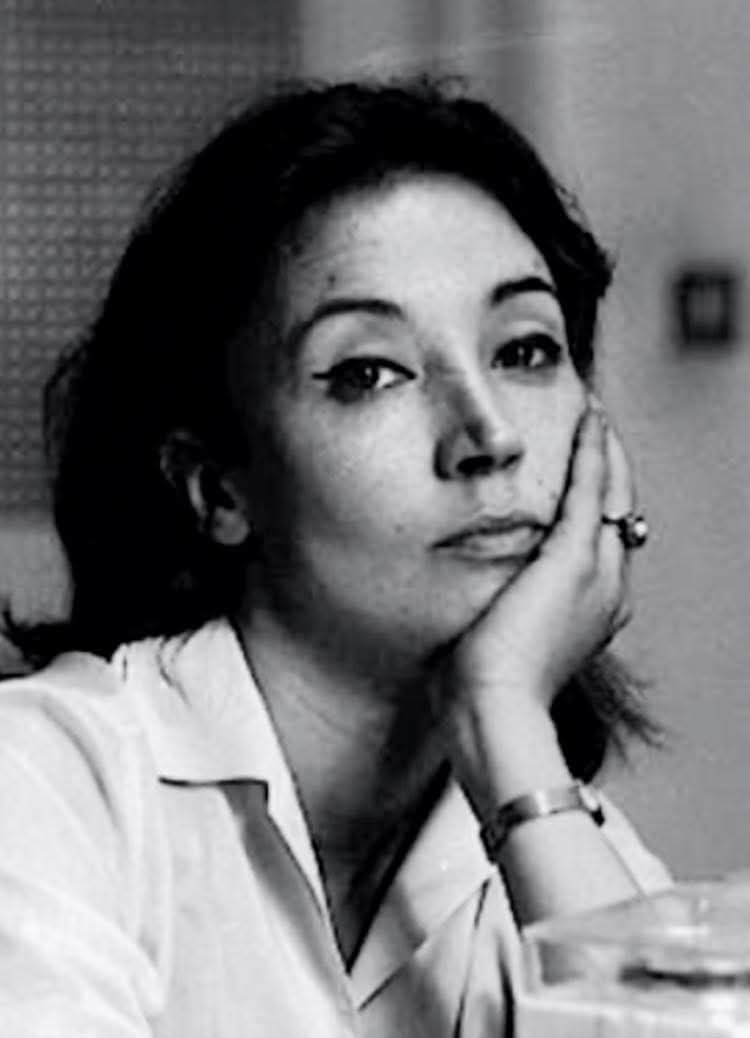 - Oriana Fallaci:

“Gli esseri umani amano l'uguaglianza assai più della libertà, e della libertà spesso non gliene importa un bel nulla. Costa troppi sacrifici, troppa disciplina, e non è forse vero che si può essere uguali anche in stato di schiavitù? Quasi ciò non bastasse, il