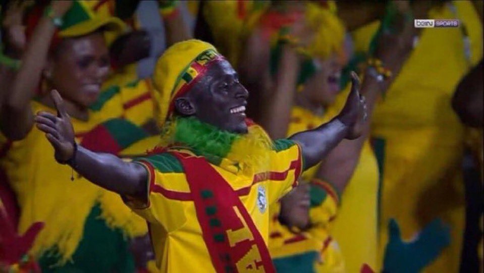 light 🇸🇳 tweet media