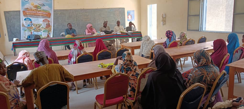 ong_adesa77234's tweet image. À Chétimari, ADESA organise une formation technique et entrepreneuriale  dans le cadre du projet PRECAN financé par le FHRAOC, ciblant cinq  filières porteuses pour renforcer l’autonomisation économique et la  résilience des ménages. #ADESA #PRECAN #Chétimari  #FHRAOC #Résilience
