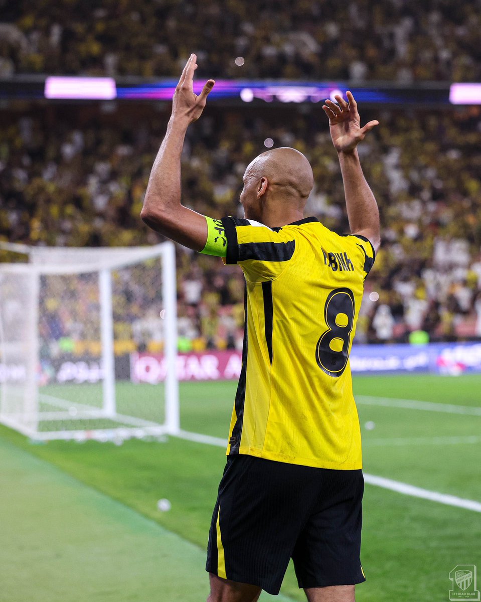 Arewirels's tweet image. What a moment! Thank you for your spirit and sense of responsibility that’s what a true leader shows. We trust you, our captain, and we move forward together strong toward the quarterfinals! #BringItHome 🐅💛🖤