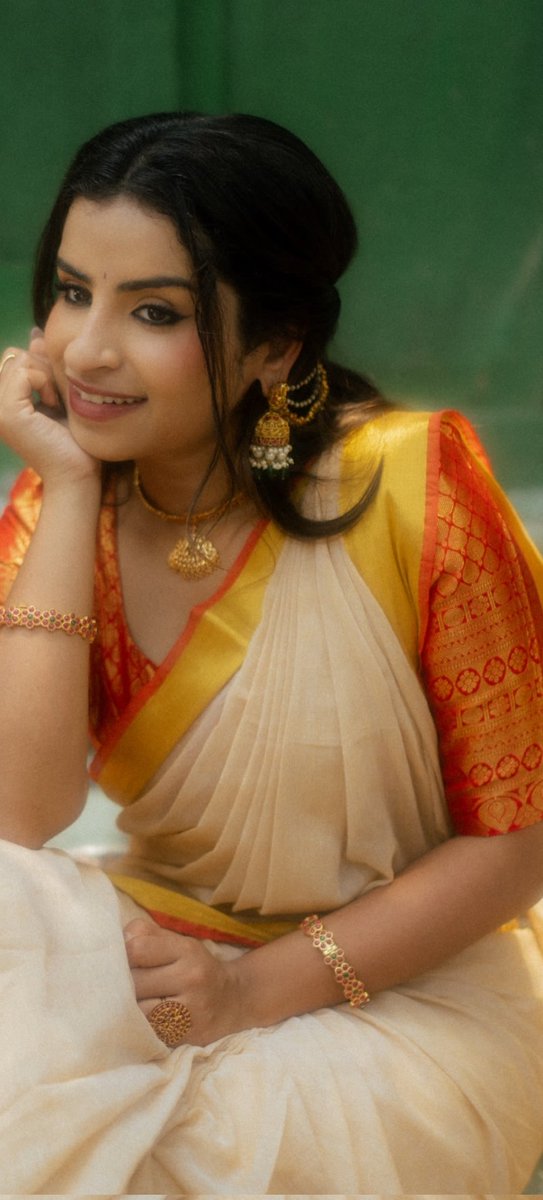 Lovely_Queens1's tweet image. #Sivaangi