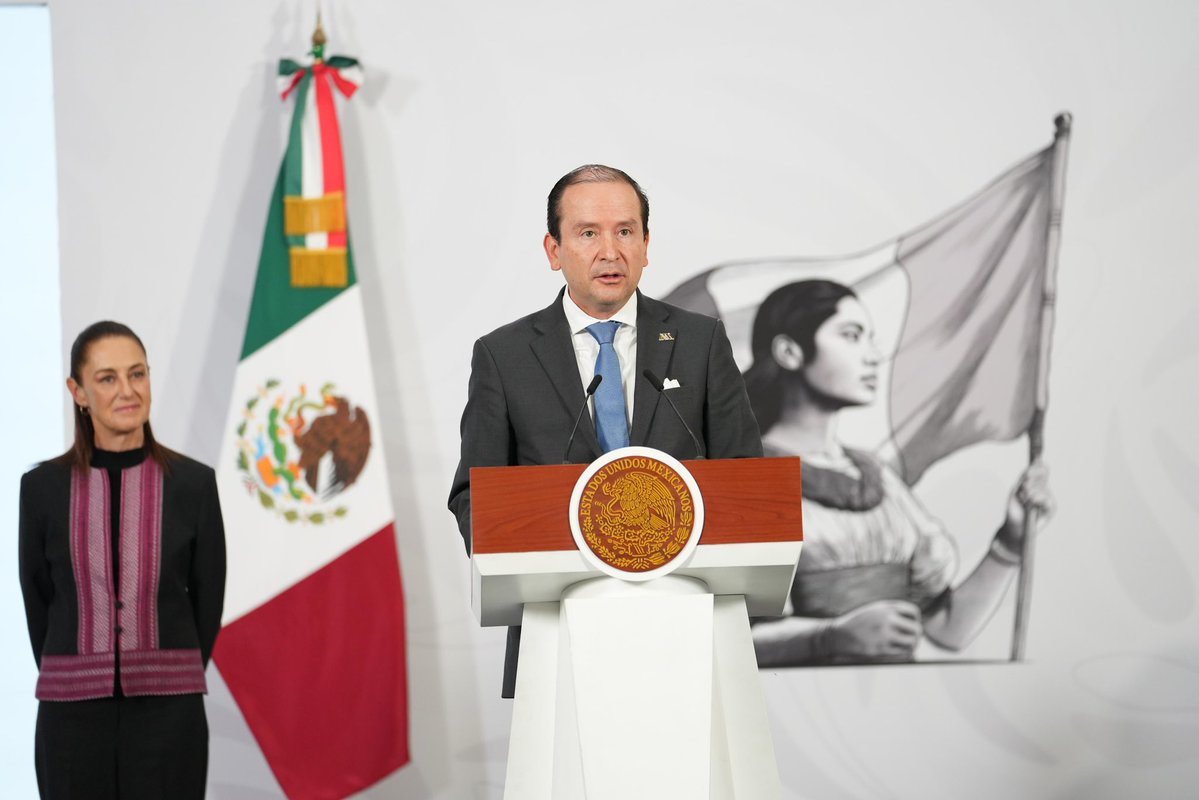 Luz Elena González Escobar tweet media