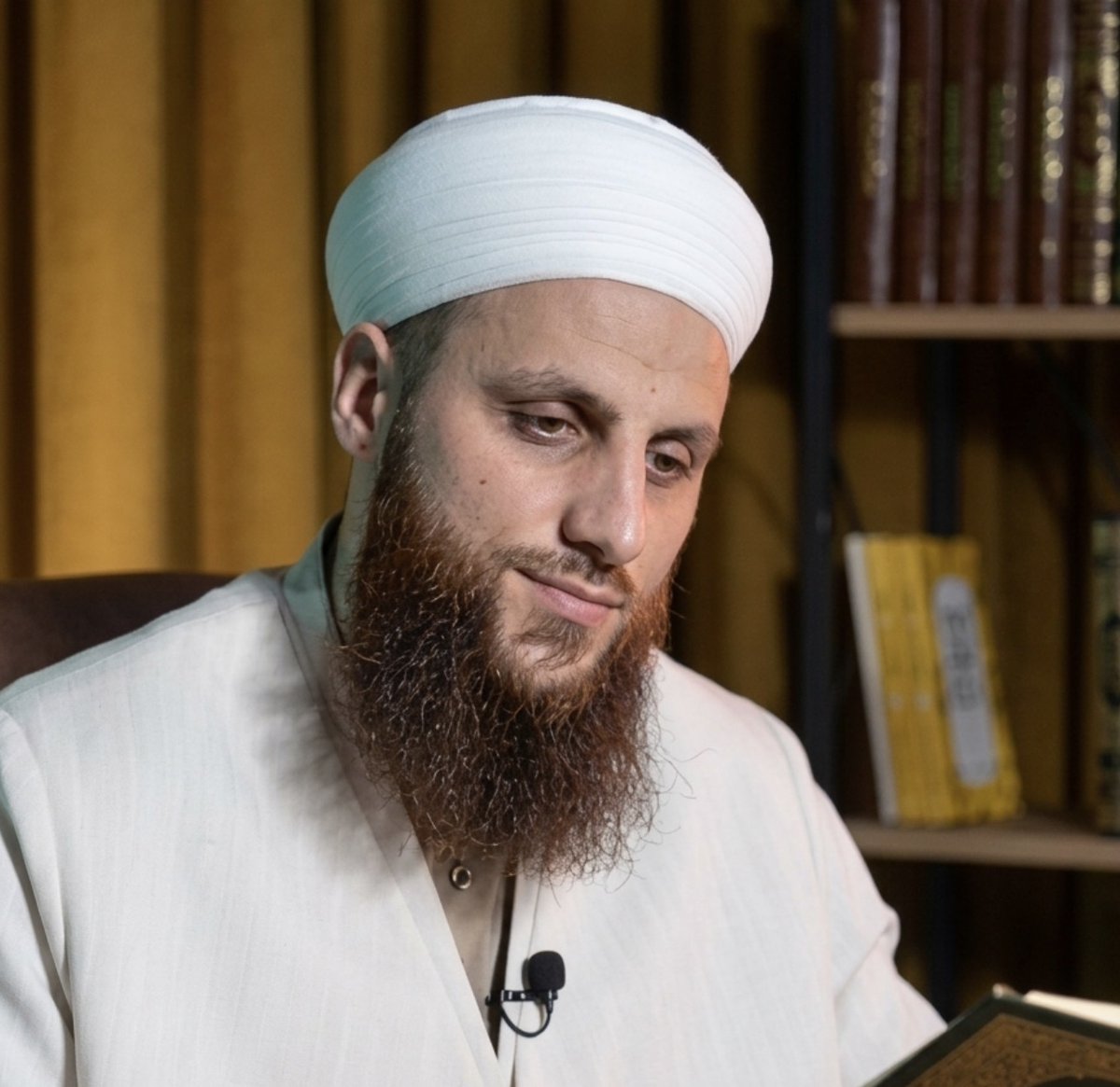 🔴 Yazar Ömer Faruk Korkmaz:

Filmlerde ve dizilerde mafyatik sahneler, racon kesme özentili genç figürleri yaygınlaştırıldıkça yaygınlaştırılıyor. Neden?

Allah aşkına yeter! Yetkililer, ekranlara el atın artık!