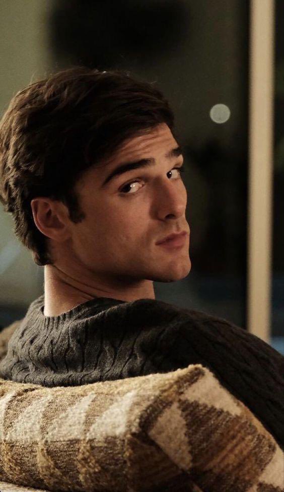 Pop Crave tweet media