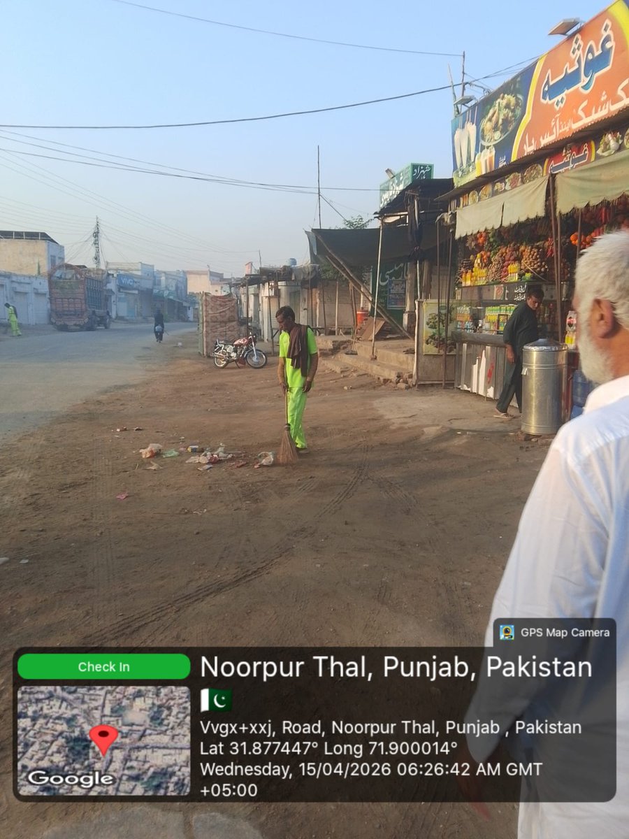 norpurthalsgwmc's tweet image. کمرشل سویپنگ:
بازاروں اور تجارتی علاقوں میں صفائی کا مؤثر نظام جاری ہے۔
#suthrapunjab
#cleanpunjab 
#greenpakistan 
#Pakistan 
#SGWMC