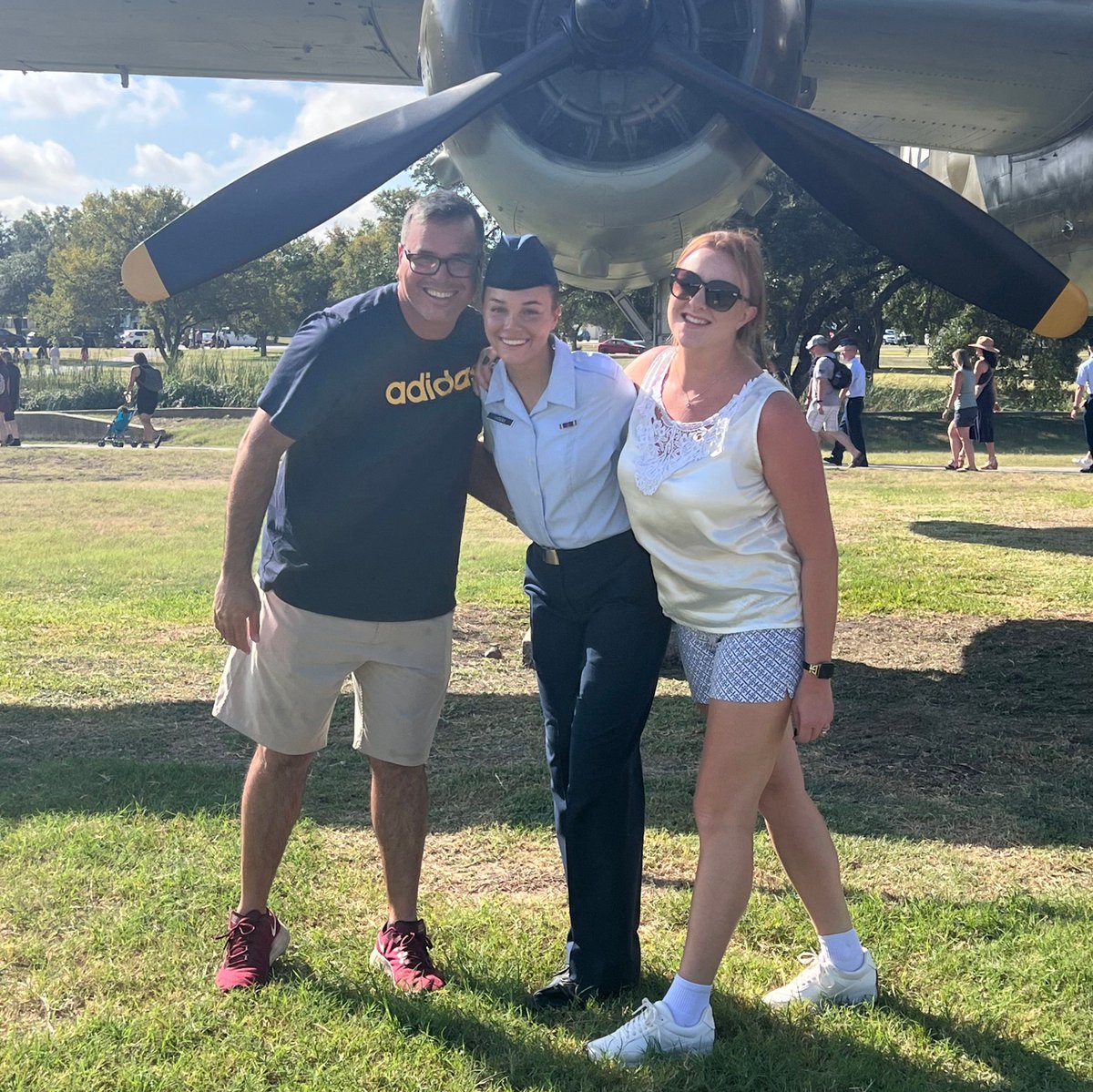 Stephanie4Pasco's tweet image. There’s something special about Pasco County. It's neighbors helping neighbors. It’s Friday night lights. It’s small businesses and strong families. That’s Pasco pride, and I’m grateful to be part of it. 👉stephanievazquez.com 
#pasco #pascocounty #news #votevazquez