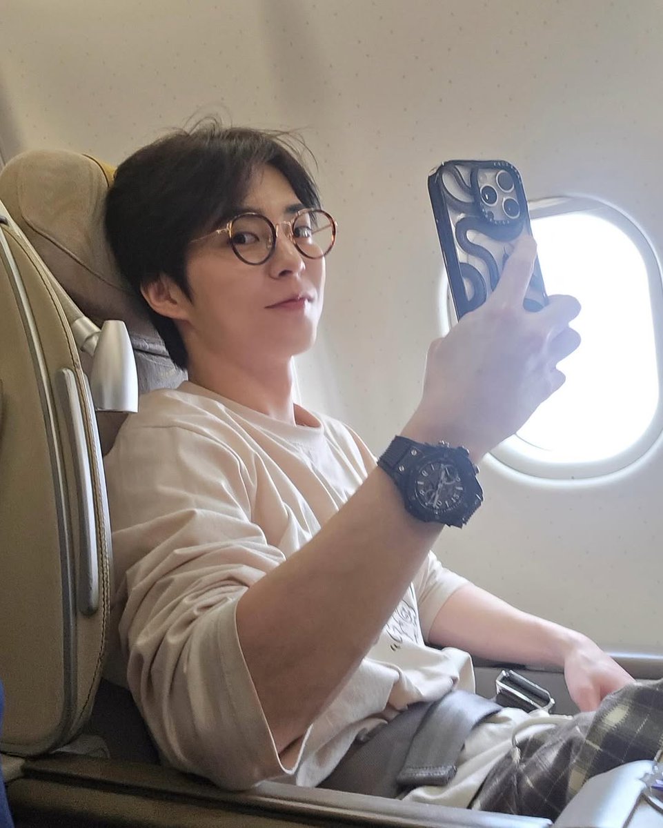 xiumindailypics tweet media