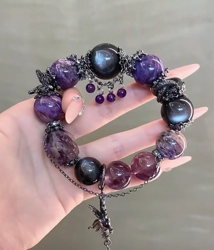 violet✧*｡ tweet media