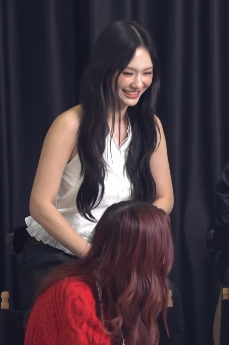 ชูย่า😼 tweet media