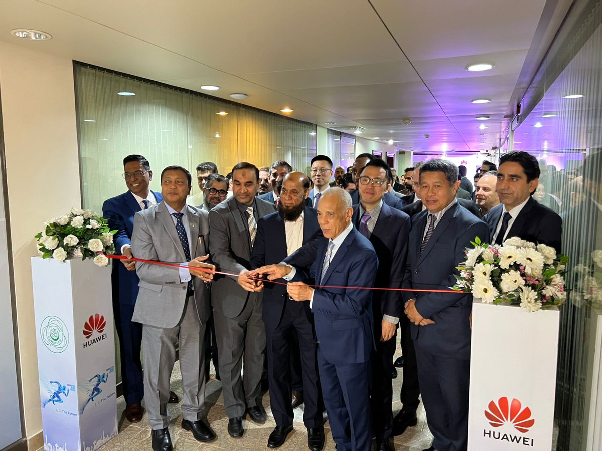 Huawei Pakistan tweet media