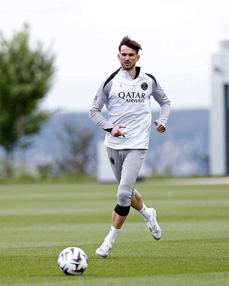 MEGA PSG 🇵🇸 tweet media