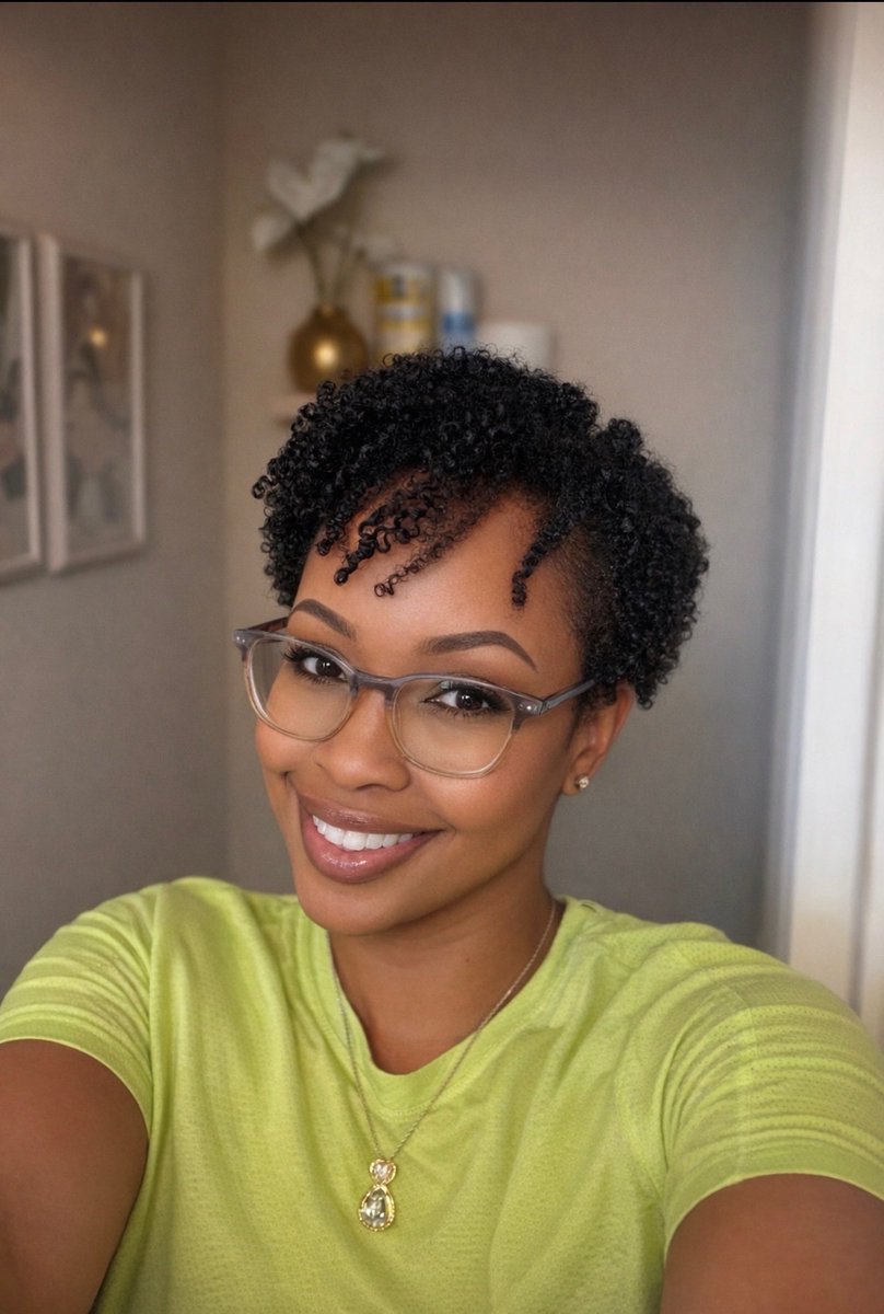 BessInsurance's tweet image. ✨ Showing up intentional today ✨

Confidence hits different when you choose you 💛

Be proud to be seen.

#ConfidenceLooksGood #IntentionalLiving #SelfLove #TheBessInsuranceLady #WomenInBusiness