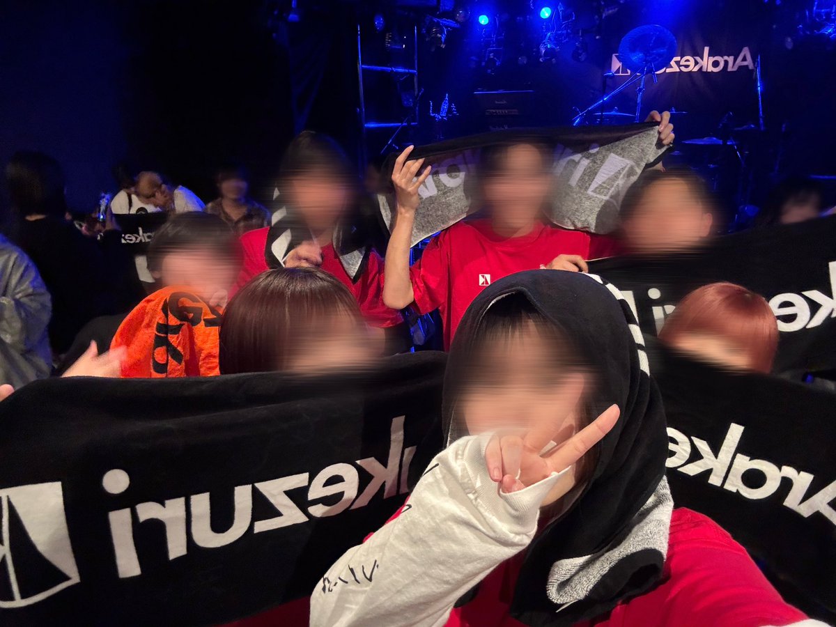 さき tweet media