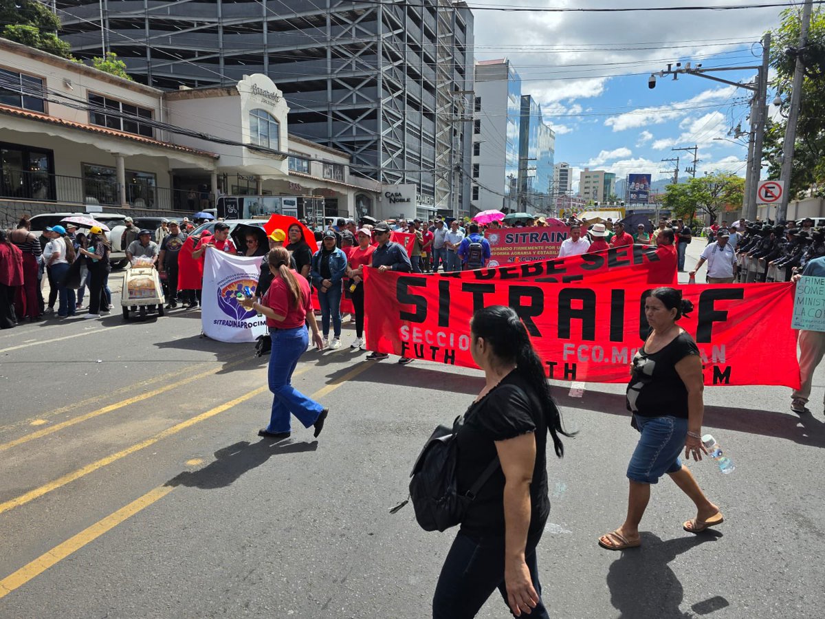 NOTIFIDES | 8 PM POR SUYAPA TV/LA VOZ DE SUYAPA tweet media