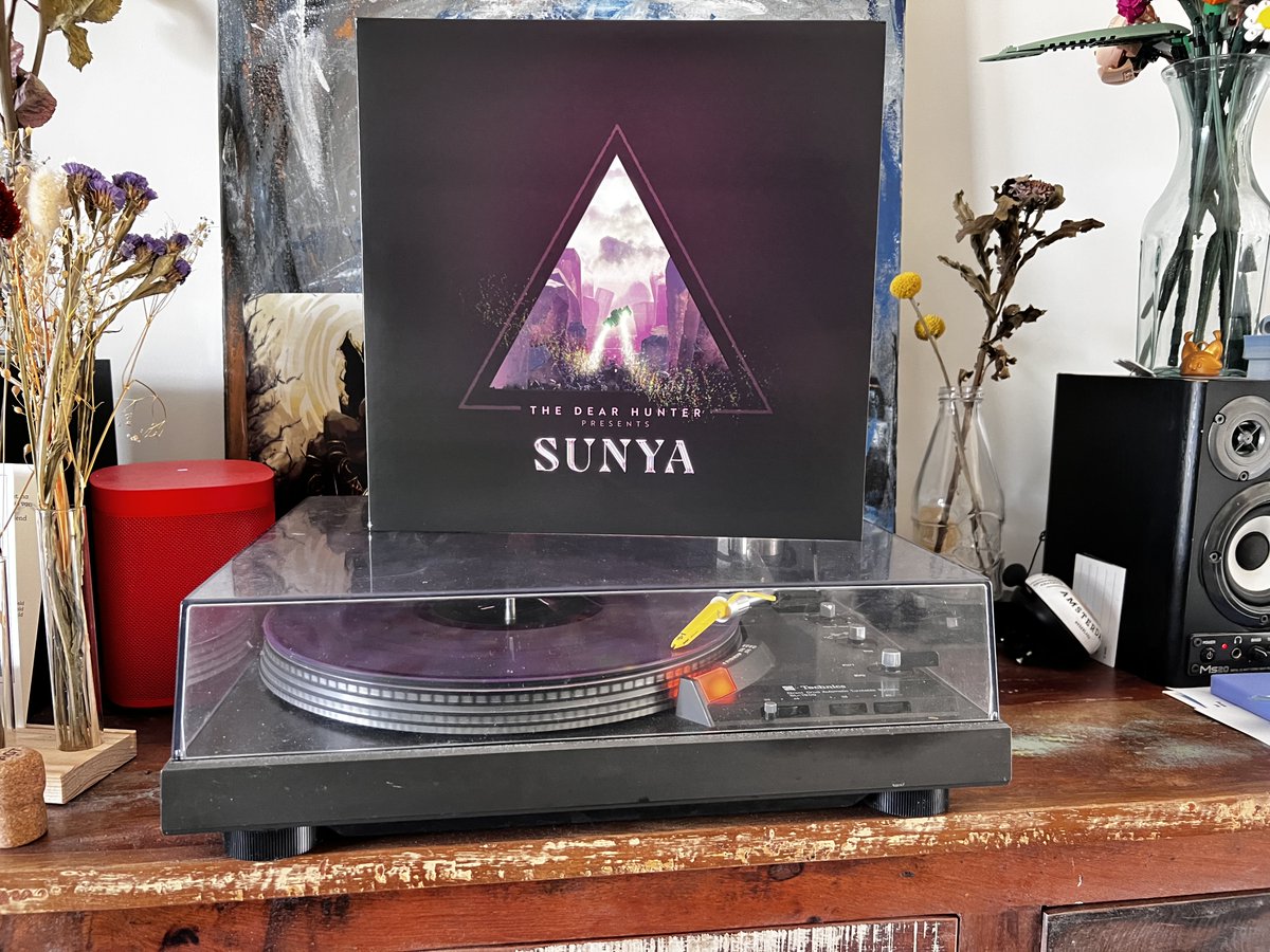 After a mere few days the newest amazing release of <a href="/therealTDH/">The Dear Hunter</a> showed up to the doorstep!
SUNYA is an amazing followup to their release of Antimai! Which was also a blast!
Having such a good time with this new album! 
#ProgRock #Sunya #thedearhunter