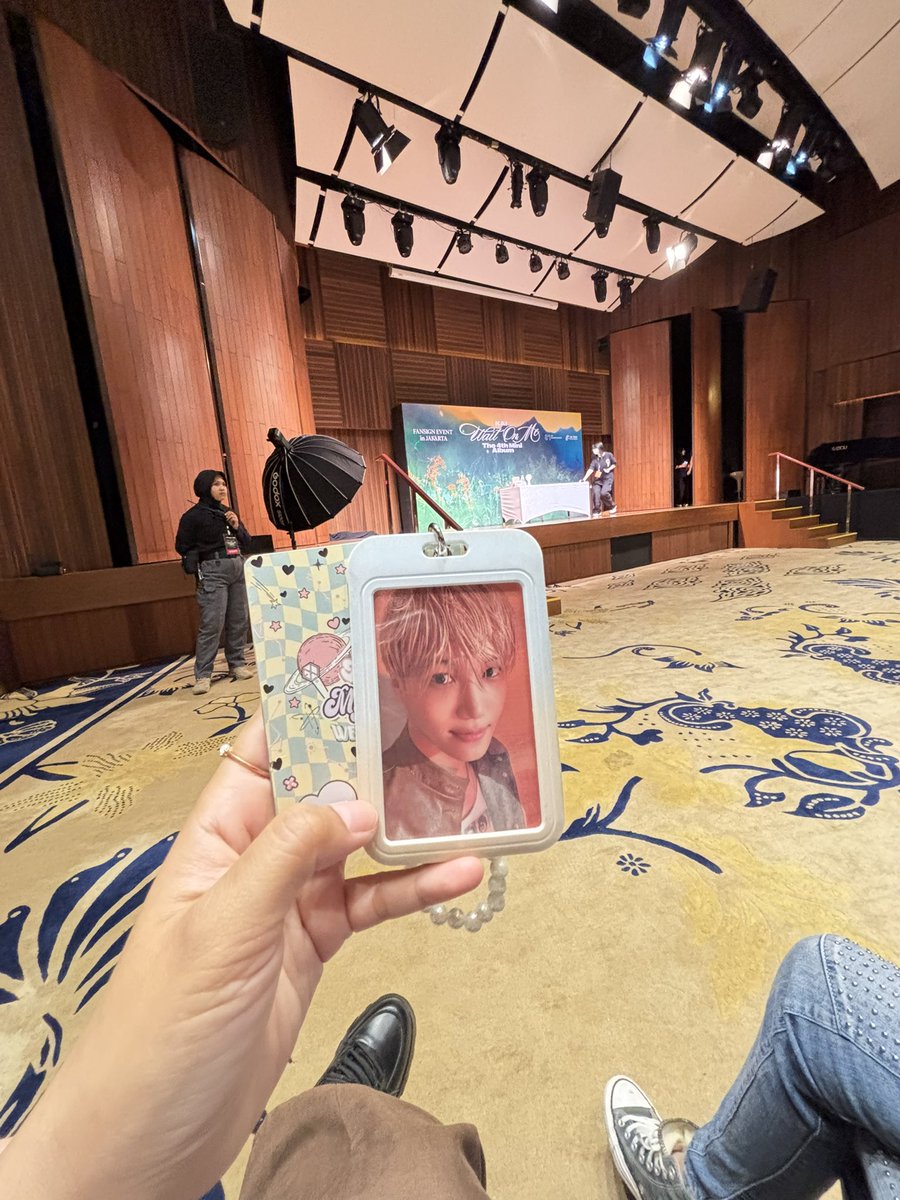 abcdeflhh tweet media