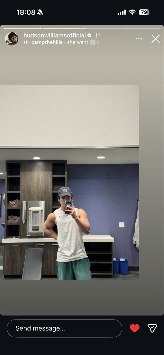voidgior's tweet photo. huddy drop the workout routine https://t.co/YXyEHapTjC