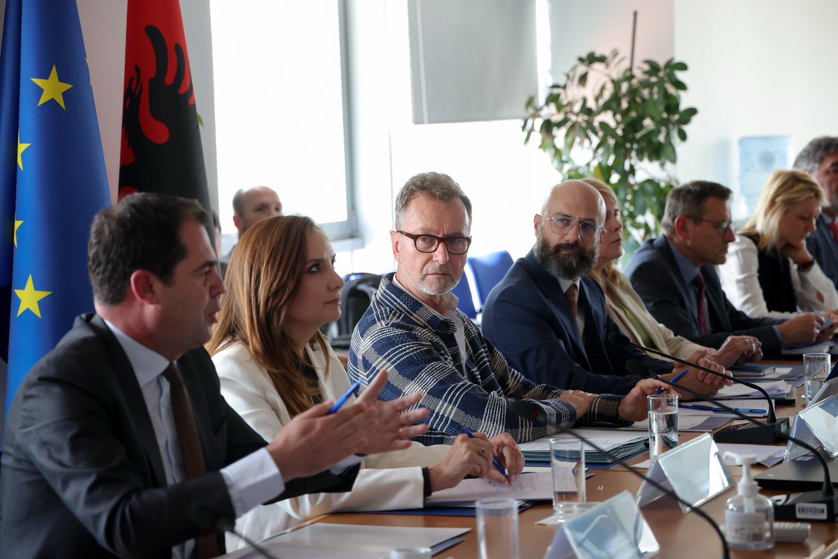 Silvio Gonzato tweet media