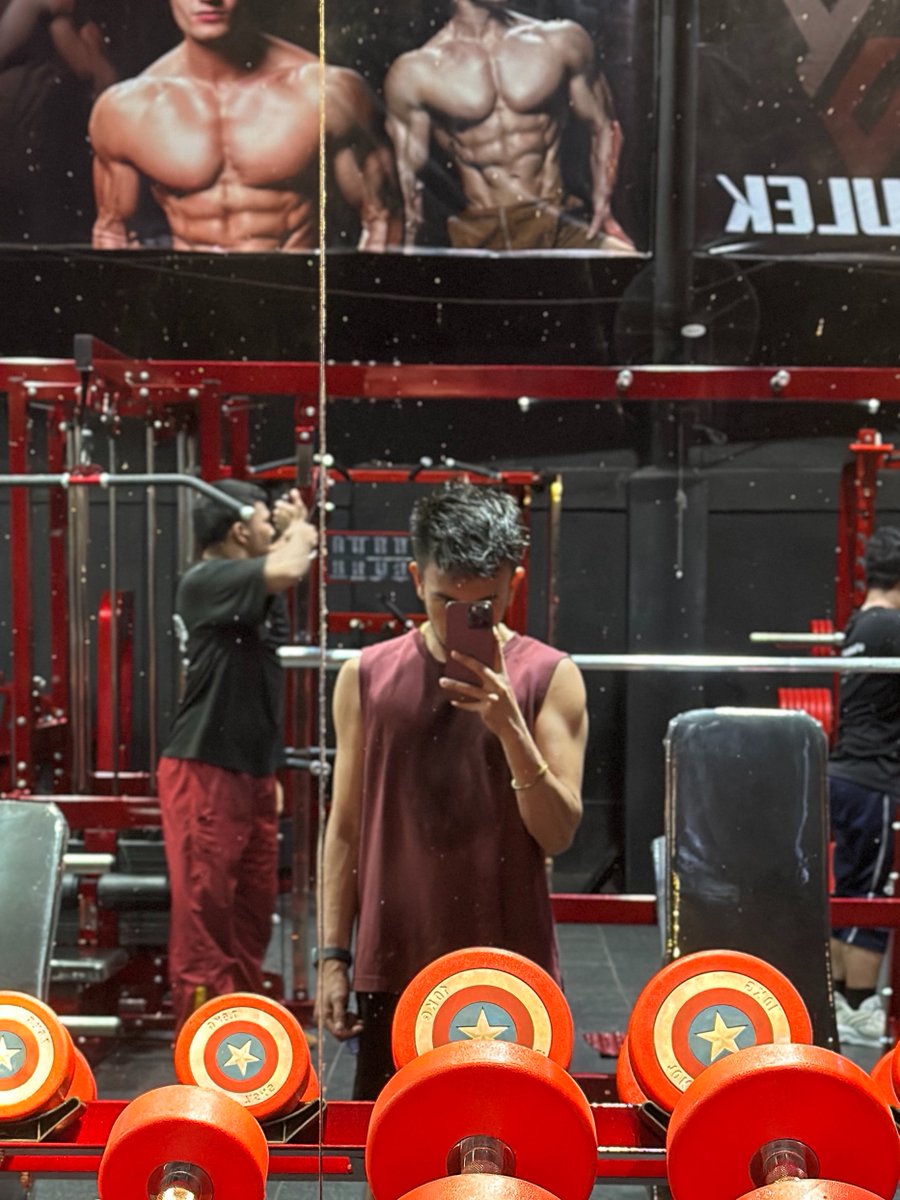 A r s ✨ tweet media