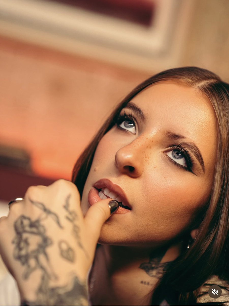 jj (is seeing Miko x3) tweet media