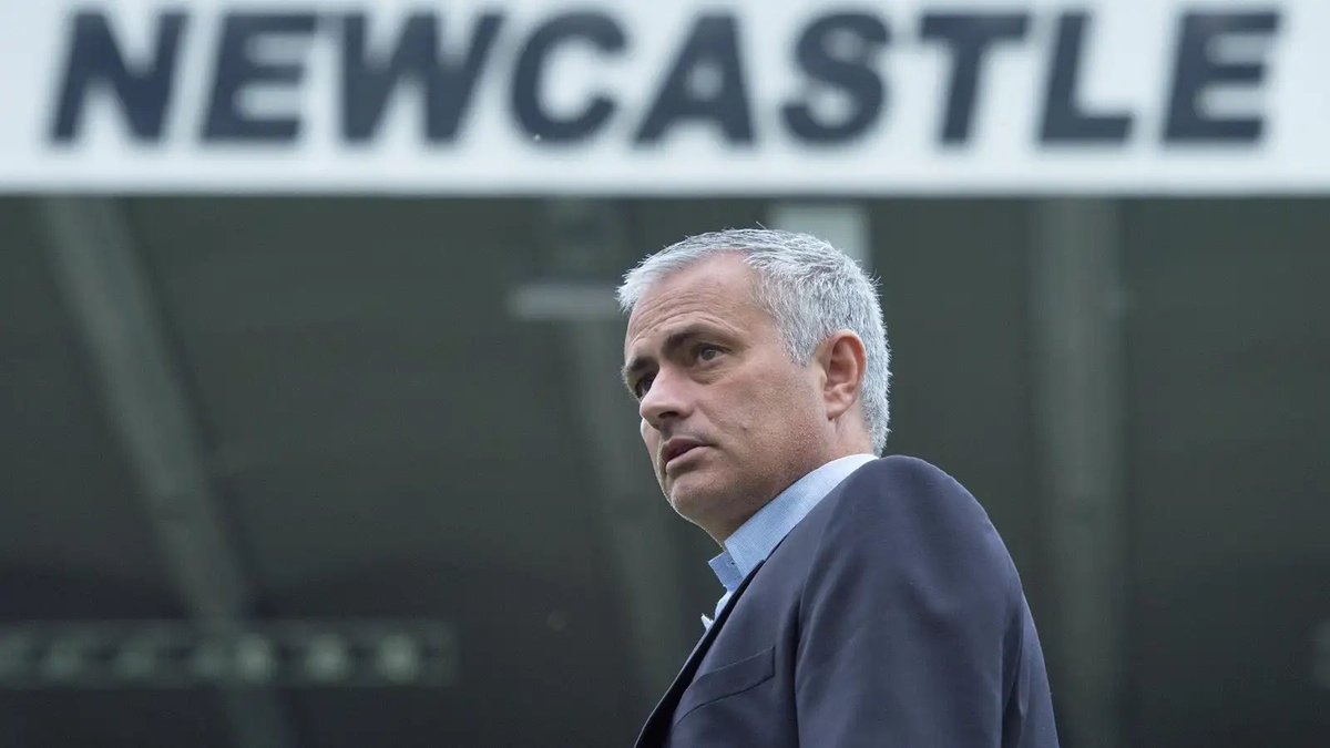 🚨 José Mourinho emerging as favourite to replace Eddie Howe at Newcastle United…

The “Special One” is reportedly the leading candidate if the club decide to make a change. 👀  

Mourinho has often spoken about his admiration for Newcastle, largely due to his connection with