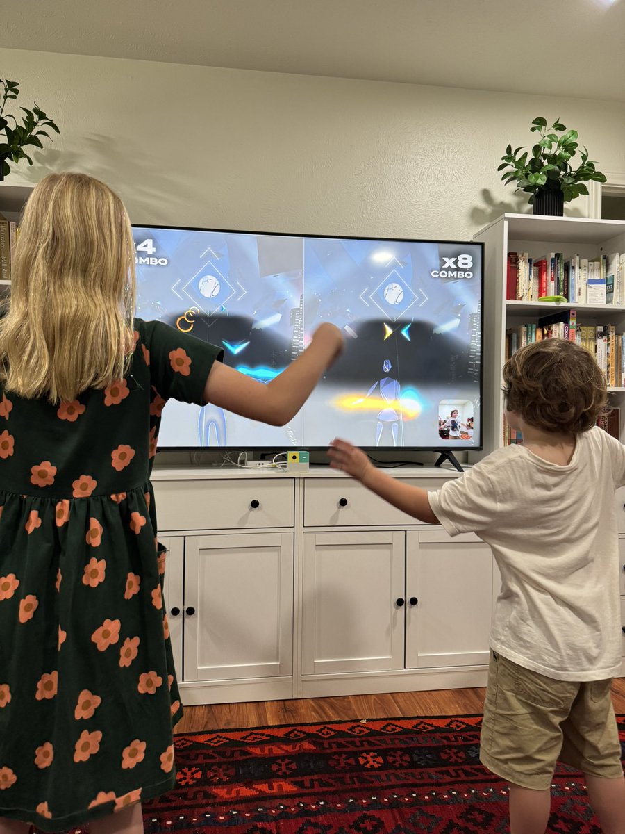 Kate Kinard tweet media