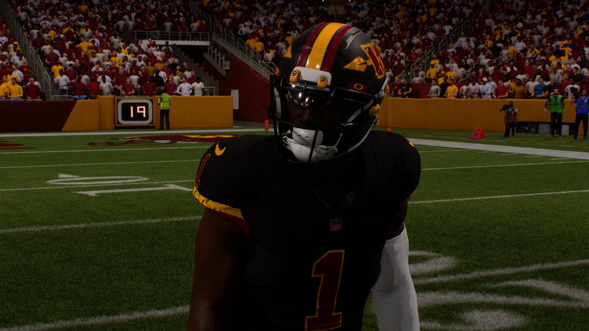 R3YES Madden Mods tweet media