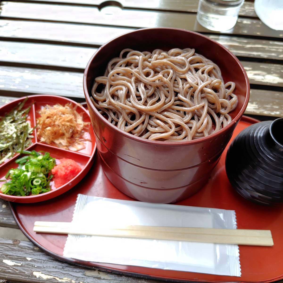 こいさん tweet media