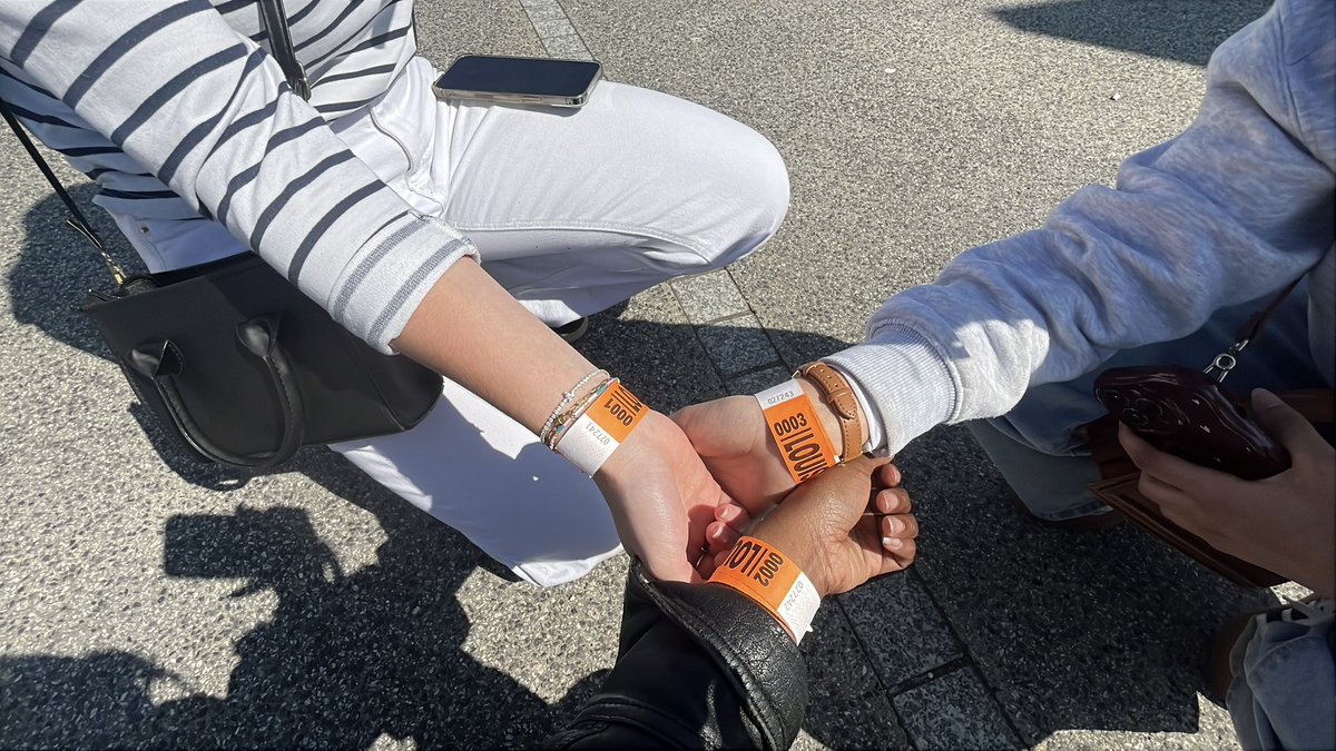 axou ໑̣★ tweet media