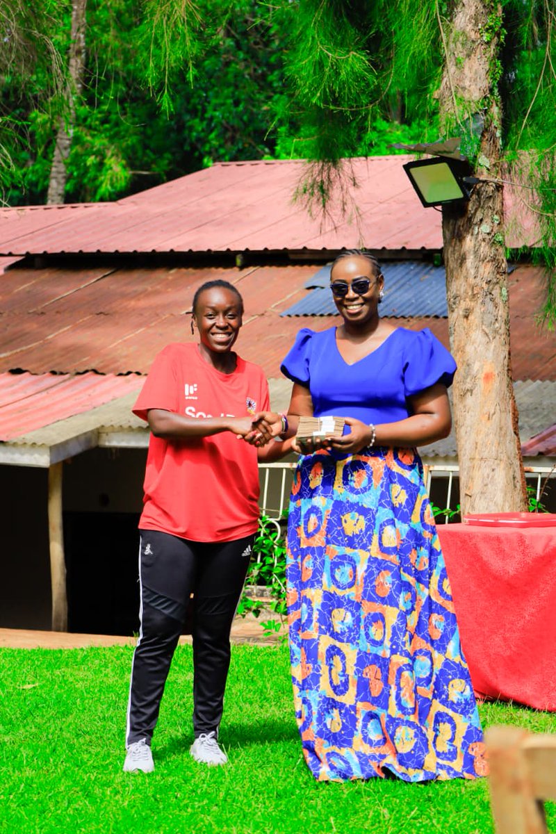 🅺🅴🅱🅸🆁🅸🅶🅾 𝔣𝔩𝔶𝔦𝔫𝔤 𝔢𝔞𝔤𝔩𝔢¹⁹⁹⁹ tweet media