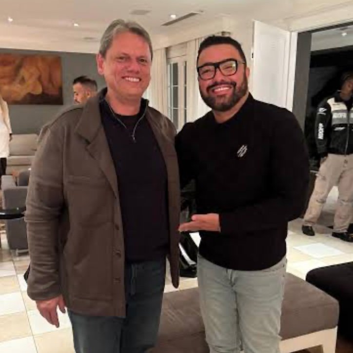 Quem diria que essa raça não presta né?