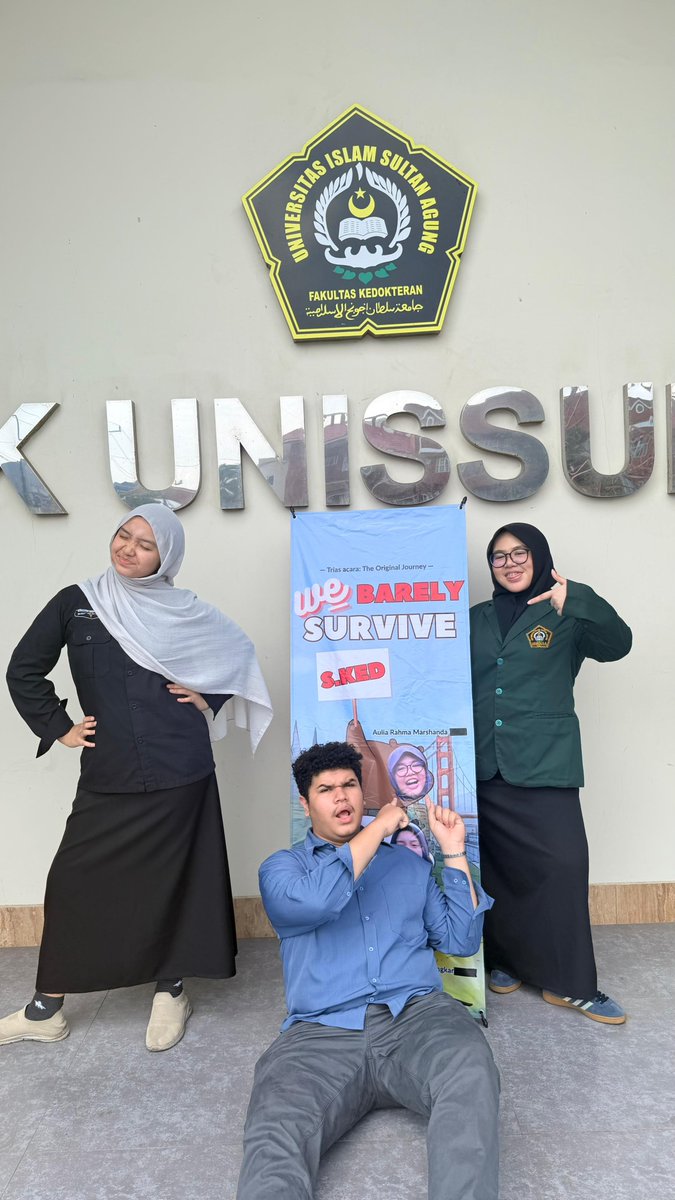 malam hari tweet media