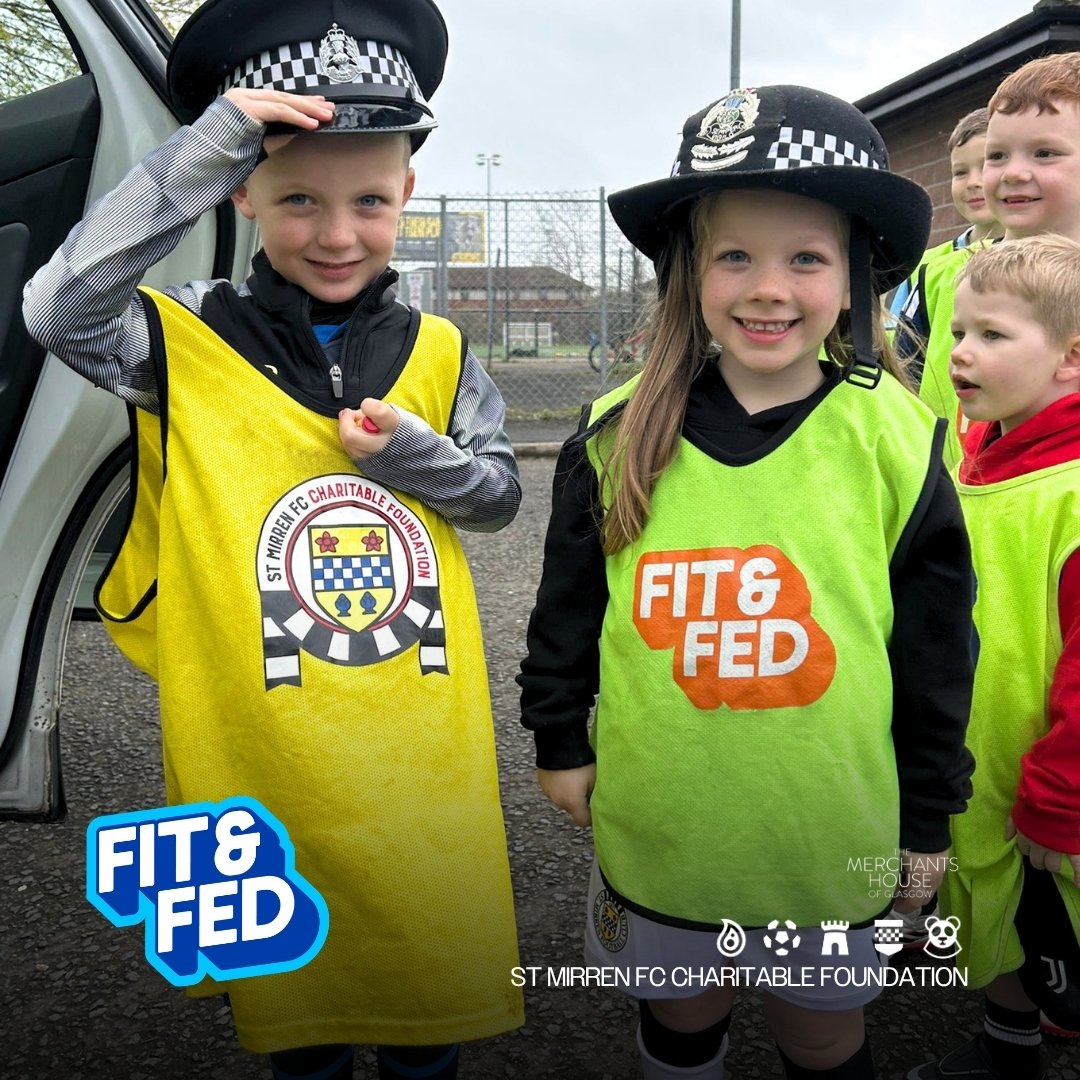 SMFC_CF's tweet photo. We were joined by @PoliceScotland at Fit & Fed today. Thanks to the community police for an informative and fun session with our kids. 🚓
📸 See more pictures | https://t.co/hIW00PeZ7L
#FitAndFed #StMirrenCharitableFoundation #OurStMirren #MerchantsHouseGlasgow
@saintmirrenfc | @stmirrenwfc | @smisatrust | @SLOStMirren
