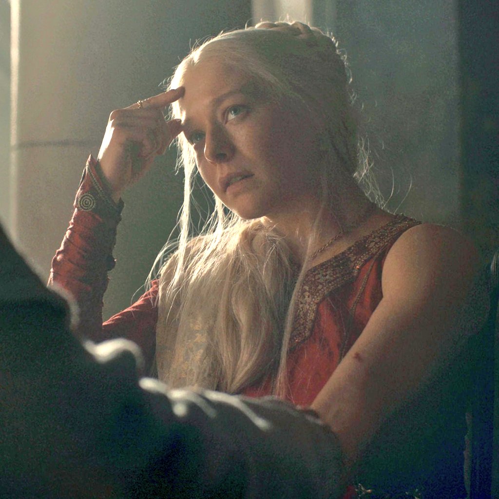 Moonblue tweet media