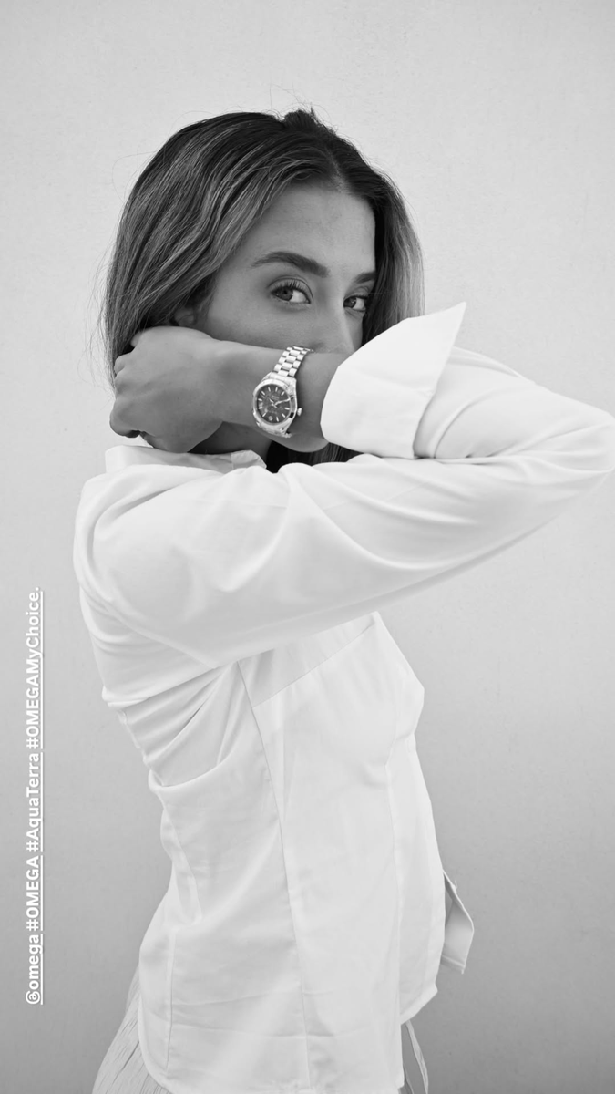 María Pedraza  tweet media