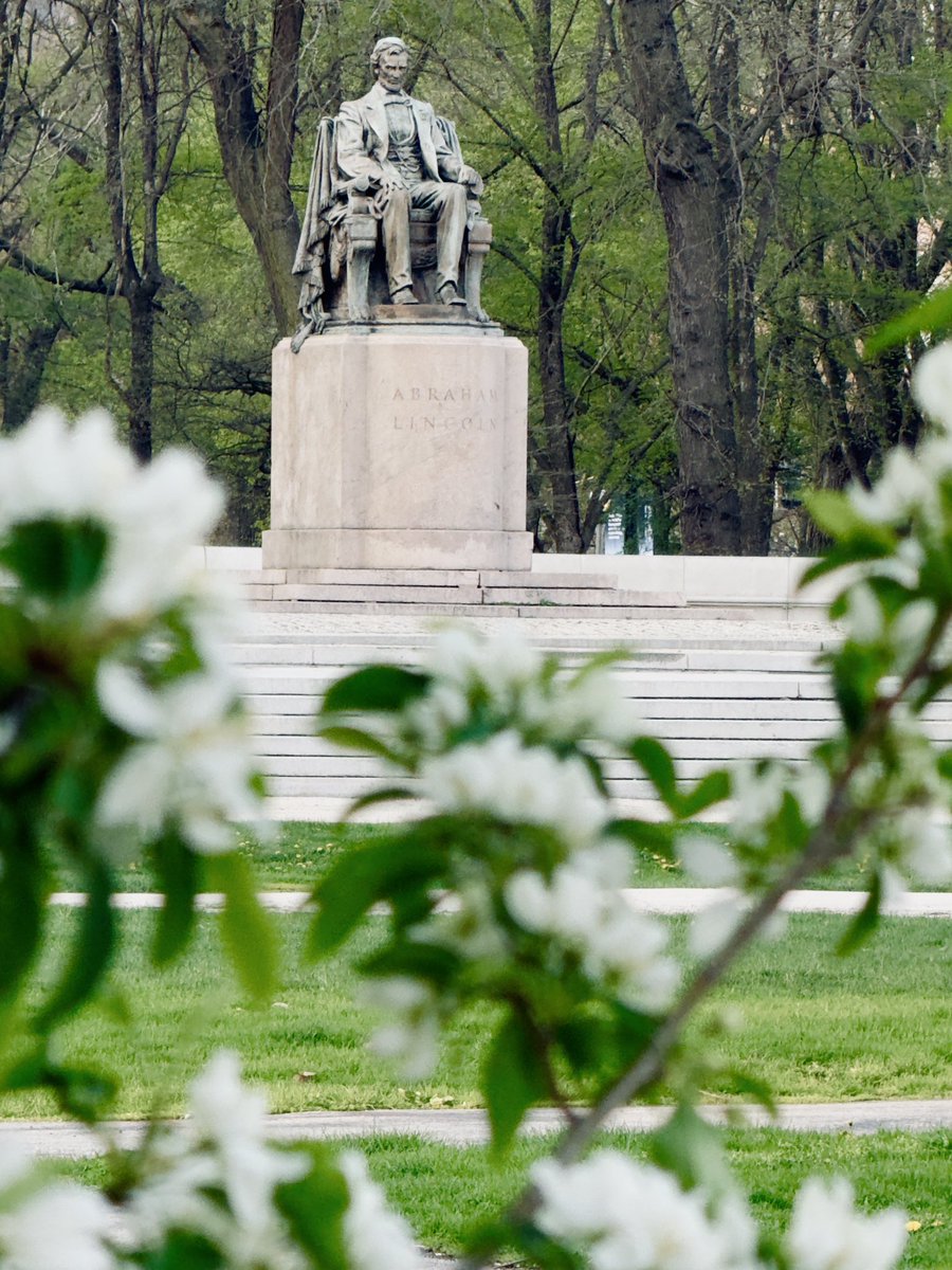 Jay3130Jay's tweet image. Love spring time in #Chicago